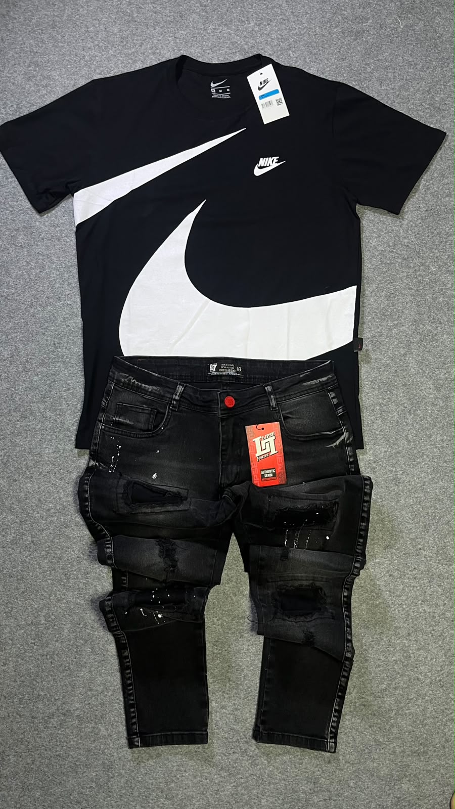 Camiseta Gráfica Urbana no look preto